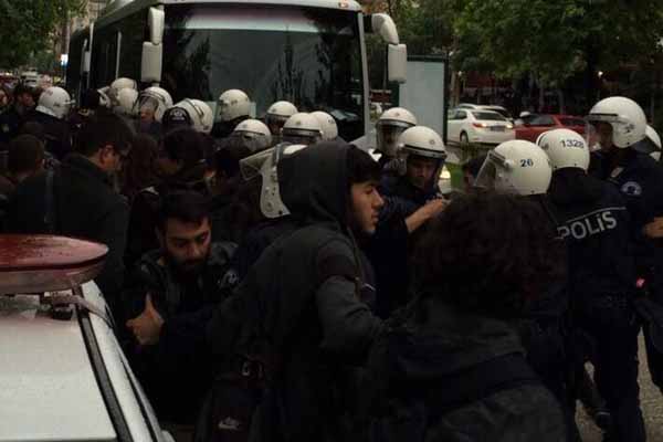 Eskişehir'de öğrenci grupları arasında kavga çıktı
