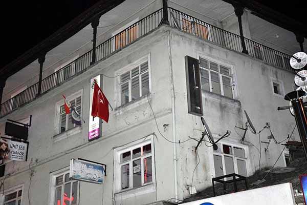 Bartın'da HDP binasında polis müdahalesi