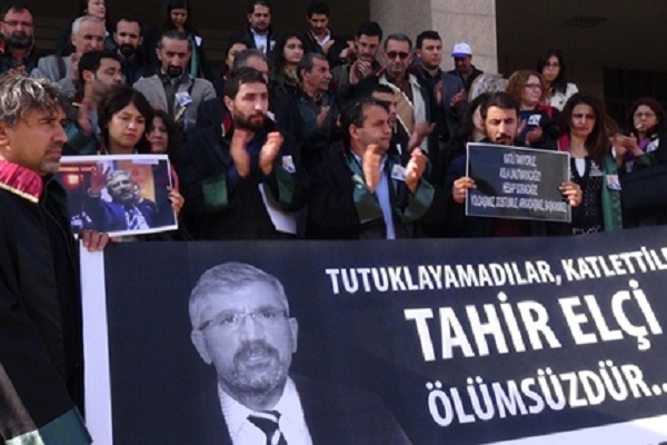 Avukatlar, Tahir Elçi'nin öldürülmesini protesto etti
