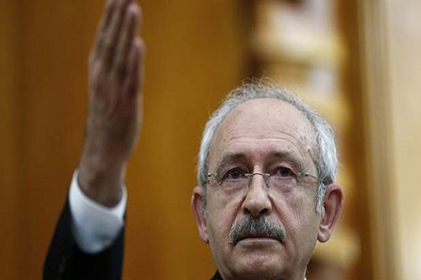 CHP lideri Kılıçdaroğlu Deniz Baykal'ı sert dille eleştirdi