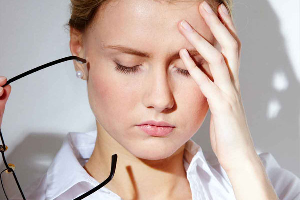 Baş ağrısı doğal yöntemlerle nasıl geçer