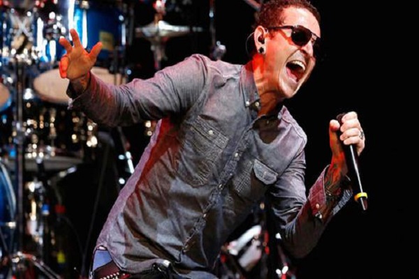 Linkin Park grubunun solisti intihar etti