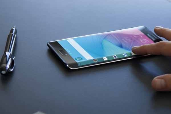 Galaxy S6 Edge rekor kırdı
