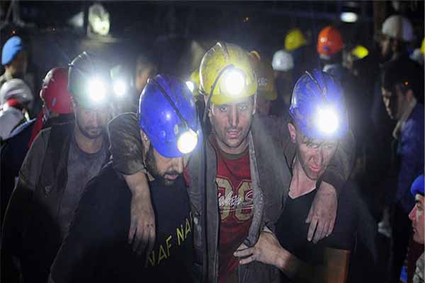Soma'da maden işçilerine dava şoku