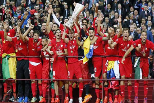 Sevilla, Dnipro'yu 3-2 yenerek kupayı kazandı