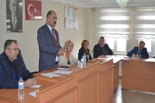 Malazgirt Belediyesi BDP'li Eş Başkanları tutuklanarak cezaevine yollandı