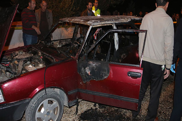 Mersin'de 4 yaşındaki çocuk arabanın içinde yanarak öldü