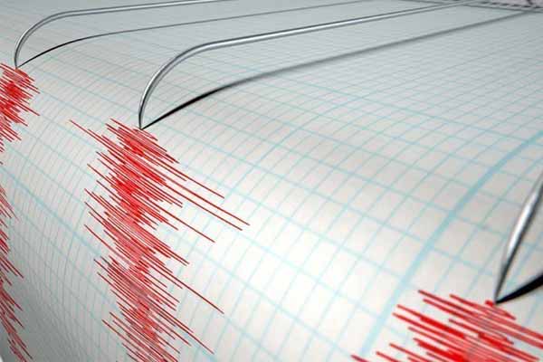 Ankara gece yarısı 4,0 şiddetindeki depremle sallandı