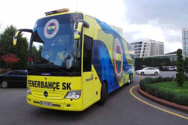 Fenerbahçe otobüsü ikinci kez saldırıya uğradı