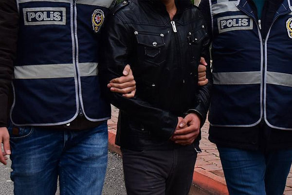 İzmir'i 1 Mayıs'ta kana bulayacaklardı yakalandılar