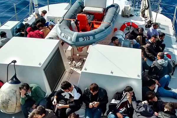 Akdeniz açıklarında 29 kaçak donarak hayatını kaybetti