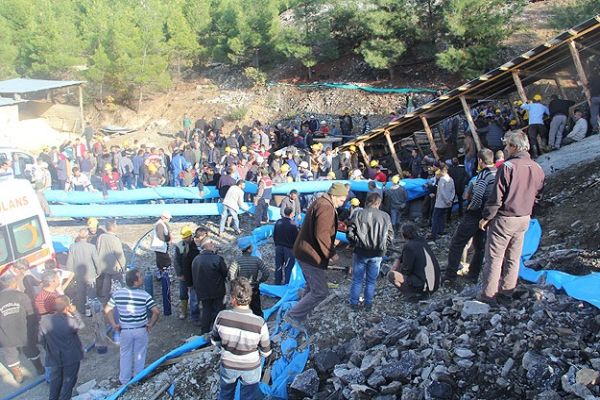 Maden ocağında 18 işçi mahsur kaldı