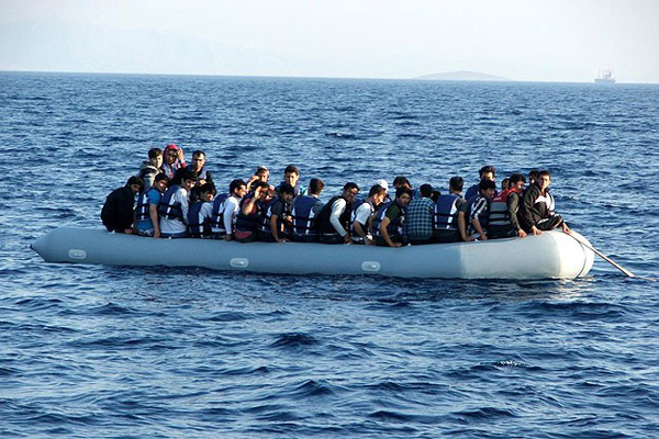 Ege Denizi'nde 89 kaçak kurtarıldı