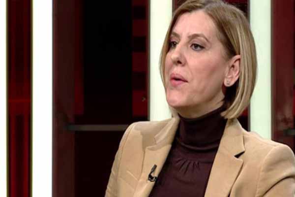 Eski yazar Sevda Türküsev'in tepki çeken Zeki Alasya tweeti