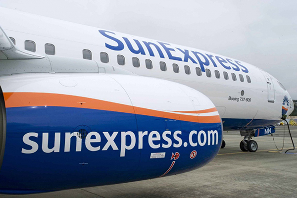 SunExpress Londra Luton'dan İzmir'e direk uçuşları başlatıyor