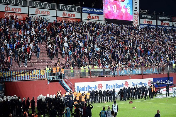 Trabzonspor-Fenerbahçe maçındaki olaylar nedeniyle soruşturma başlatıldı