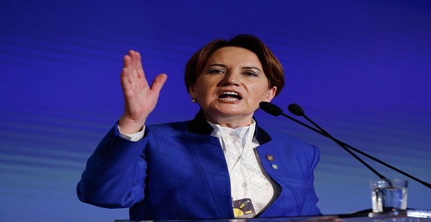 Meral Akşener 'Çadır mahkemelerinden Atatürk'ün resmini çıkardılar'