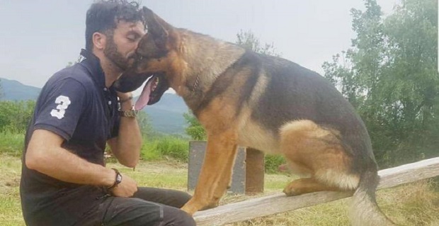 Depremde hayat kurtaran köpeği zehirlediler