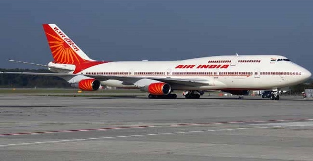 Air India hostesi ölümden kıl payı kurtuldu