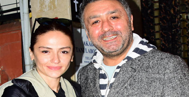 Ünlü yönetmen Mustafa Uslu aynı gün dem dede hem baba oldu