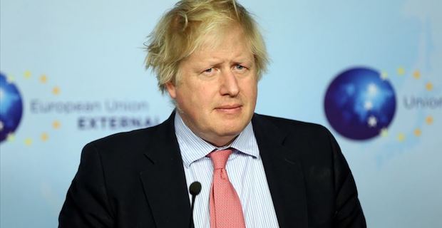 Boris Johnson liderlik için adaylığını açıkladı