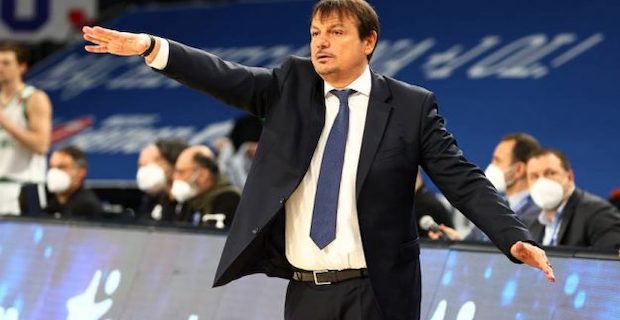 Ergin Ataman, Avrupa'da başka bir kulüp için Anadolu Efes'ten ayrılmayı düşünmüyor