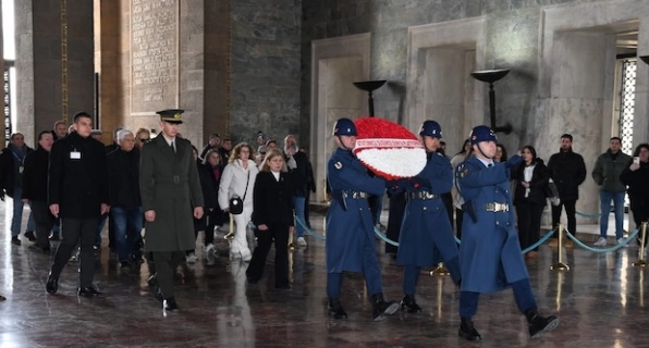 ADDP’den Tarihi Ziyaret, Çanakkale’den Anıtkabir’e Uzanan Saygı Duruşu