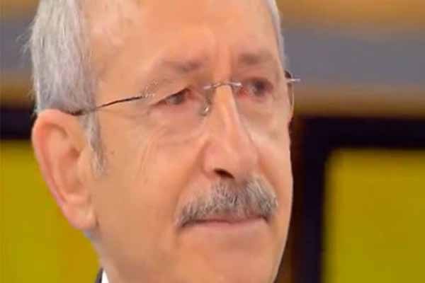 CHP Genel Başkanı Kemal Kılıçdaroğlu canlı yayında ağladı