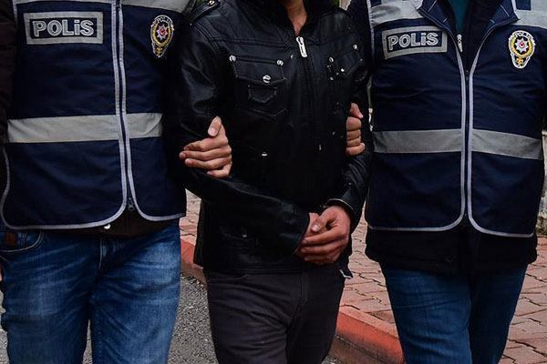 Konya'da bin polisle baskın yapıldı 260 kişi gözaltında
