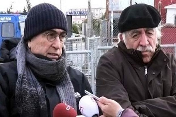 Umut Nöbeti'ni bugün Hasan Cemal ile Cengiz Çandar devraldı