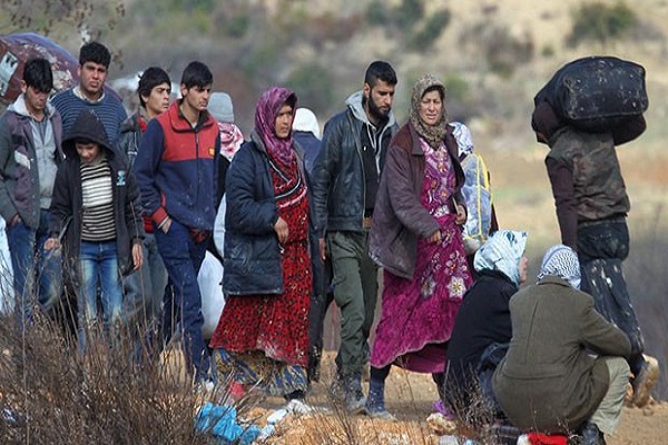Yüz binlerce mülteci Türkiye'ye doğru geliyor