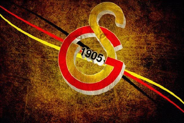 Galatasaray'da 3 oyuncuyla yollar ayrılıyor