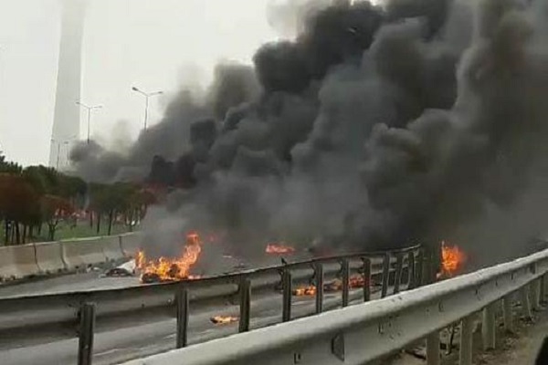 İstanbul'da helikopter düştü 5 kişi hayatını kaybetti