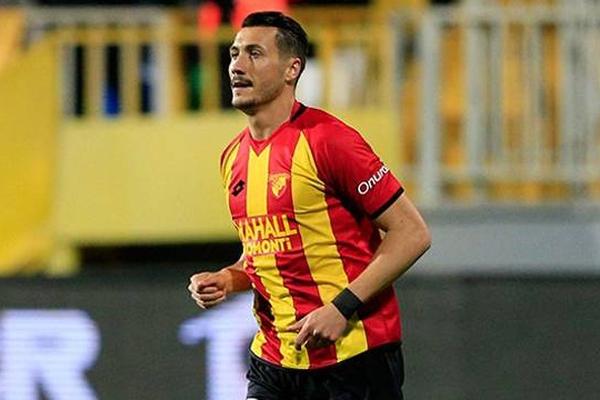 Göztepe'nin golcü futbolcusu Jahovic takımdan ayrılıyor