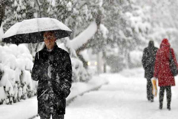 Ankara'da kar yağışı herkesi şaşırttı