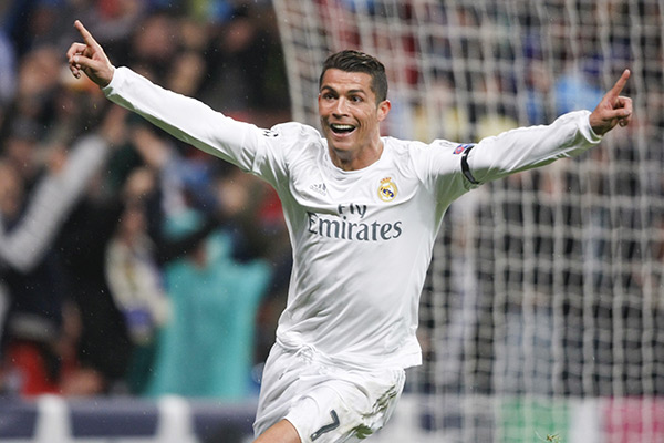 Ronaldo Avrupa'nın en iyi futbolcusu seçildi
