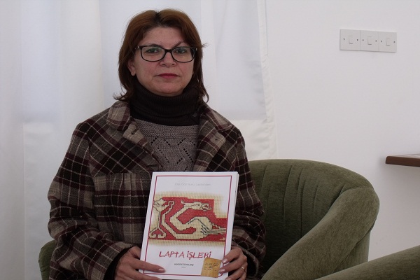 Öğretmeni Hayriye Özyoldaş'tan El İşi  Göz Nuru Lapta İşleri Kitabı