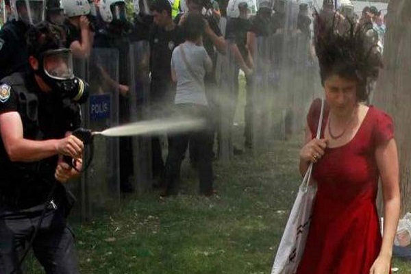 Sivil diktatörlükler ve Yandaş Faşizmi: AKP iktidarının dönüşümü