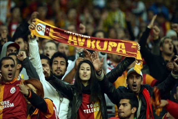 Galatasaray ve Trabzonspor'un Avrupa Kupaları maç tahmini oranları