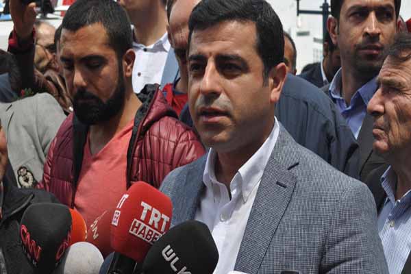 Selahattin Demirtaş'tan Taksim açıklaması