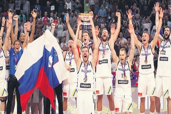 EuroBasket 2017 şampiyonu Slovenya oldu