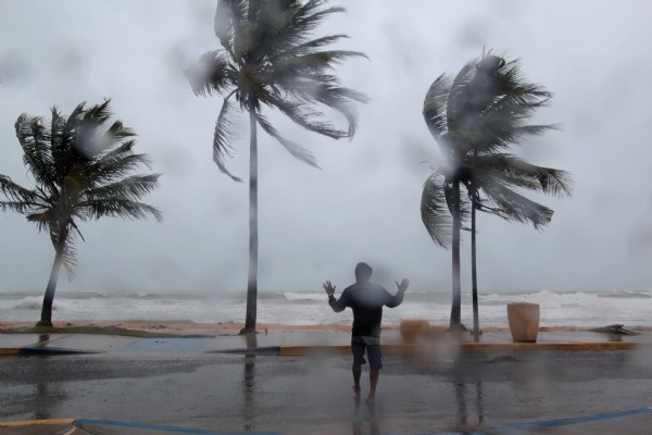Irma kasırgası hızla ilerliyor Florida'da 8 kişi hayatını kaybetti