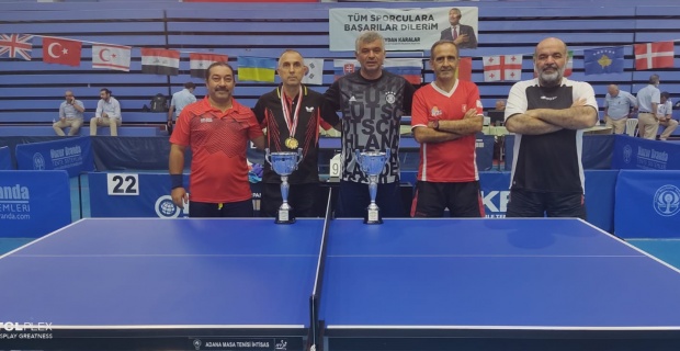 Uluslararası Masa Tenisi Turnuvası’nda Kürşat Çavuşoğlu, Tekler ve çiftlerde şampiyon oldu