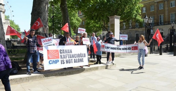 Londra'da Canan Kaftancıoğlu için protesto yapıldı !