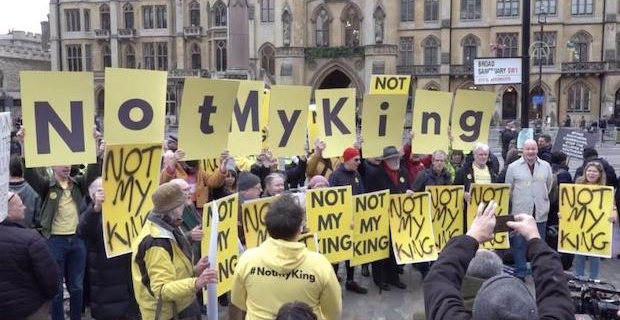 İngiltere’de monarşi karşıtı protesto düzenlendi