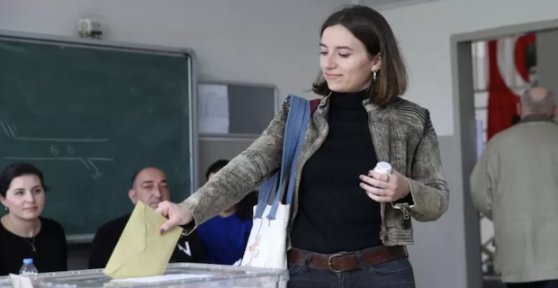 YSK Başkanı Yener, cumhurbaşkanlığı seçiminin ikinci tura kaldığını açıkladı 