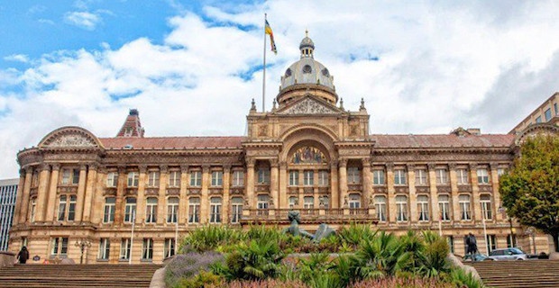 İngiltere'de Nottingham Belediyesi, bütçedeki önemli açık nedeniyle iflas etti