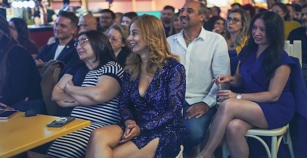 İngiltere'de Dünya Fenerbahçeli Kadınlar Günü Coşkuyla Kutlandı