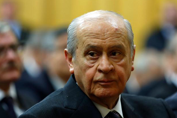 MHP lideri Bahçeli'den flaş karar