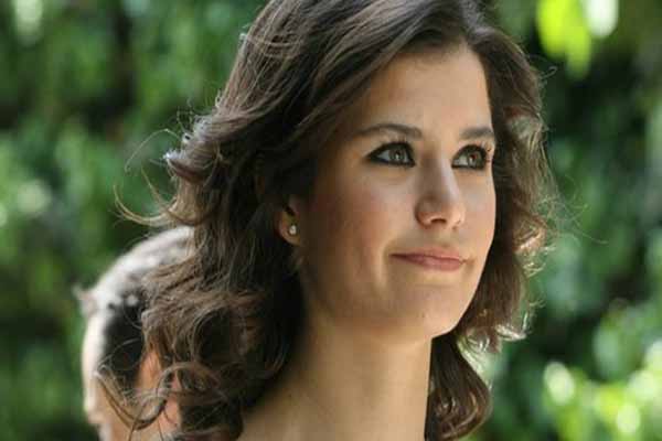 Ünlü oyuncu Beren Saat'ten şaşırtan fotoğraf